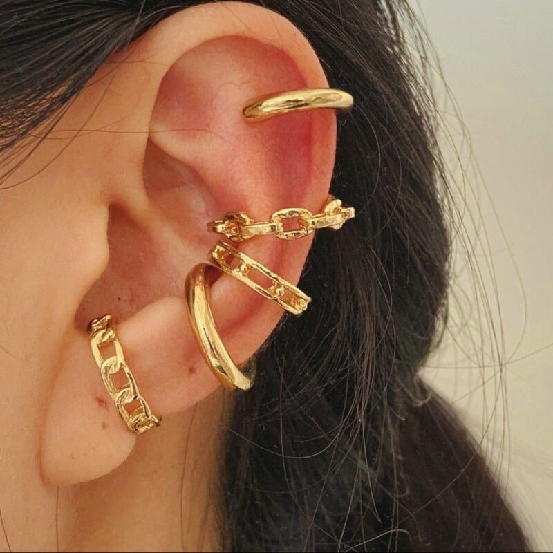 Circled Earcuff Golden Single
