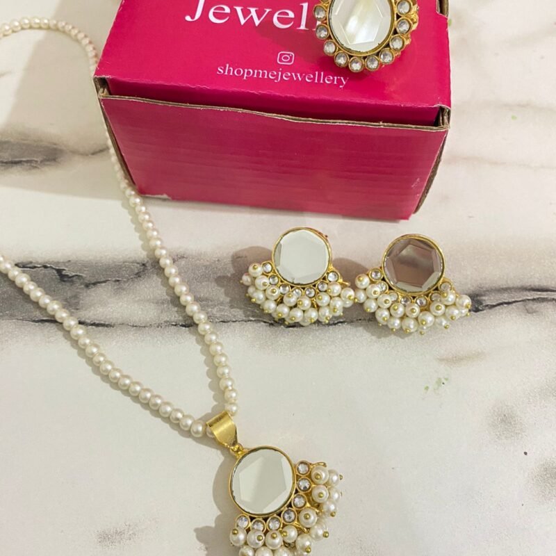 Fershi Locket Set